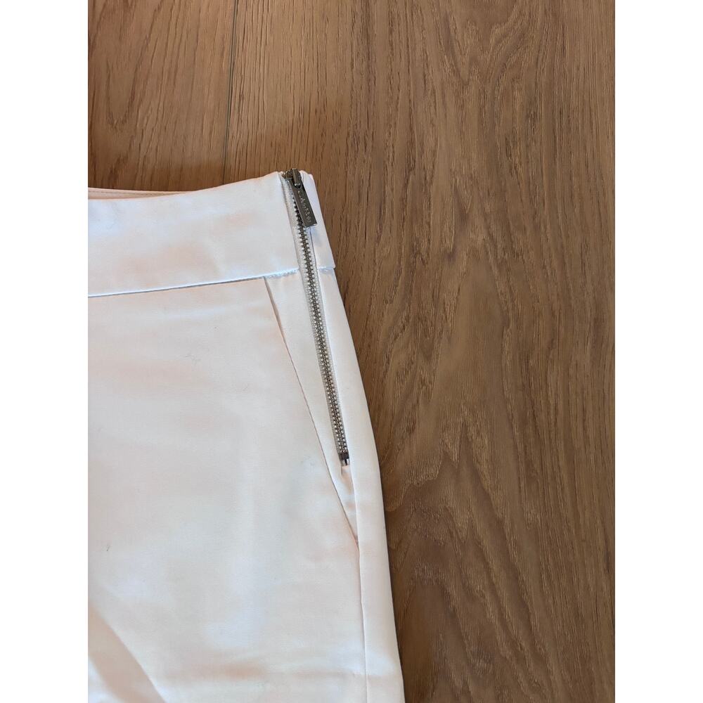 Calvin Klein | NWT Women's Mid-rise tailored design shorts Size 0 - Picture 5 of 9